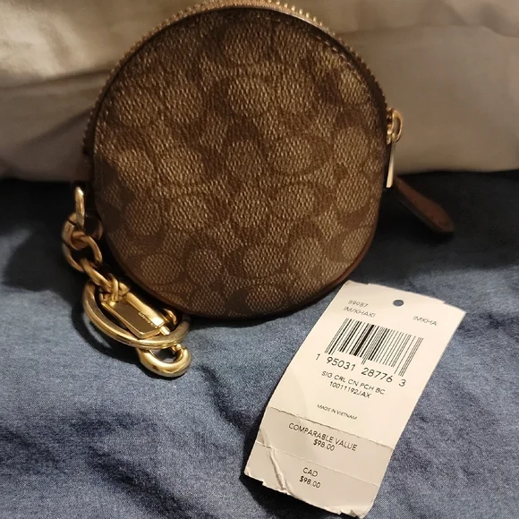 Coach Round Brown Coin Purse with Gold Accents - Picture 5 of 6
